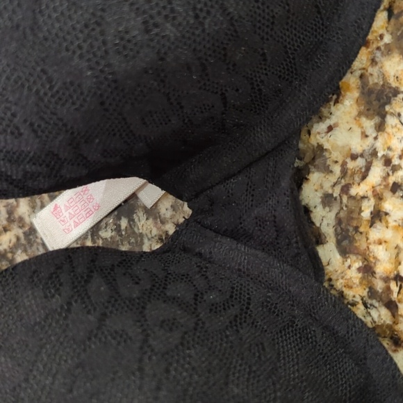 Victoria's Secret Pink Wear Everywhere T-shirt Lightly Lined Bra 34d Black Print - Picture 2 of 10